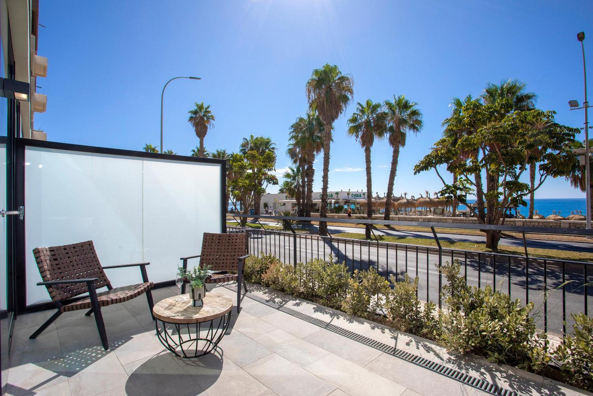 Malagueta Beach Front Luxury Apartment By Rent Me Malaga Zewnętrze zdjęcie